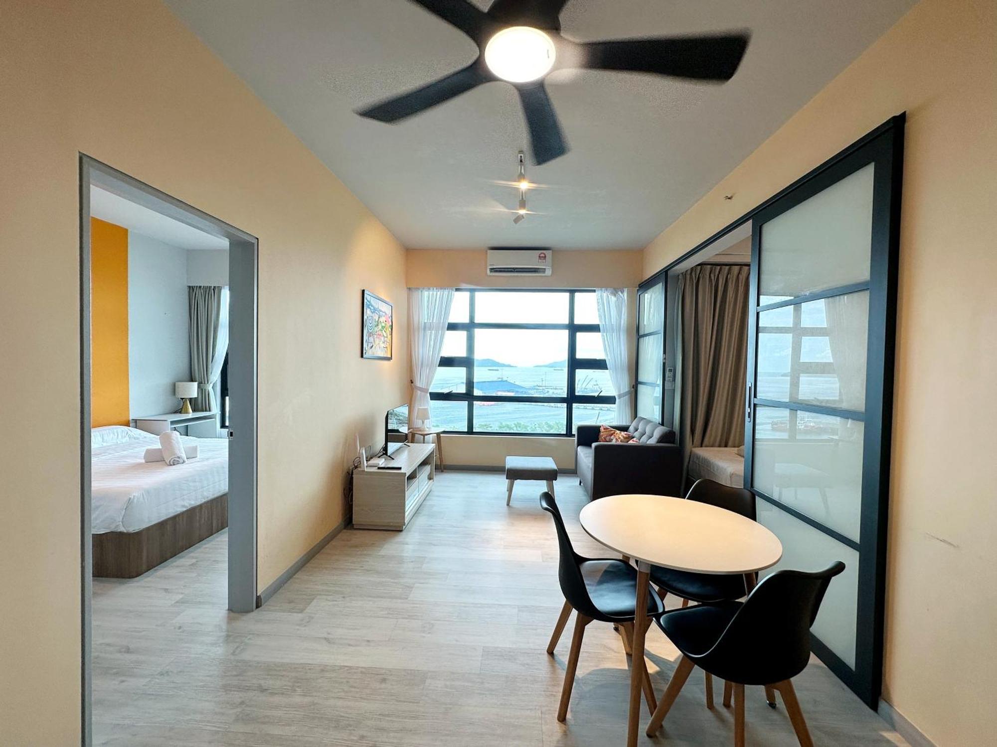 Jesselton Quay Kota Kinabalu City Centre By Lw Suites Bagian luar foto